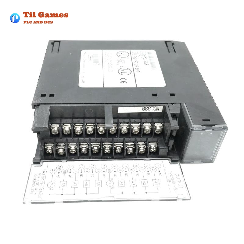 GE IC693MDL330 Series 90-30 PLC AC Voltage Output Module
